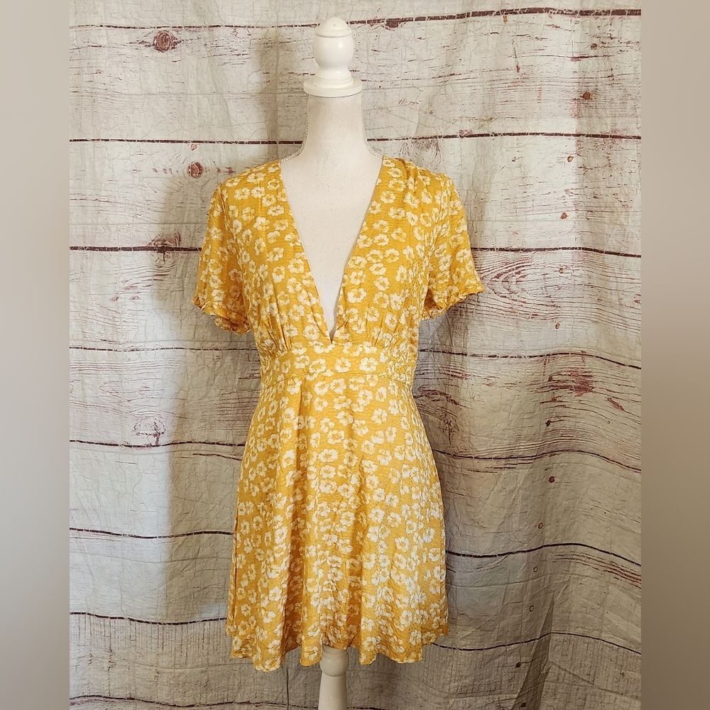Lulus Garden Explorer Floral Print Mini Dress Size XL NWT - Picture 3 of 8